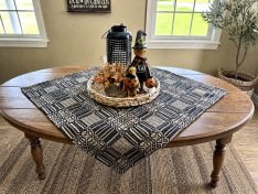 WINDHAM BLACK/TAN 34" TABLE SQUARE *NEW*